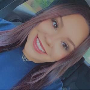 Meet your Posher, Alyssa